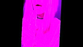 girl herself pink dildo