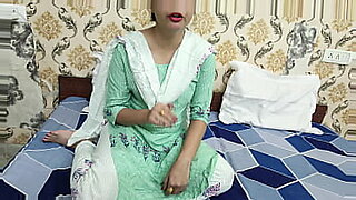 indian ihind urdu hot