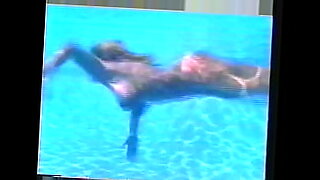 girl fucked hard anal sex in swiming pool