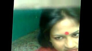 indian lovers romatic kissing in room