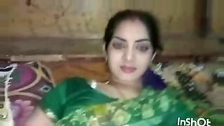 indian aunty sex with his call boy