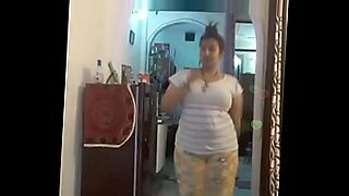 bhojpuri tight blouse boobs hot bhabi song