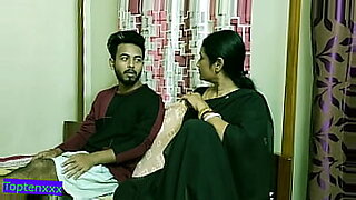 xxx mom and son baat room video