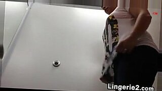 indian girl peeing and change the stayfree pad after periods videos