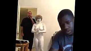 lelu love webcam topless poledancing booty twerking