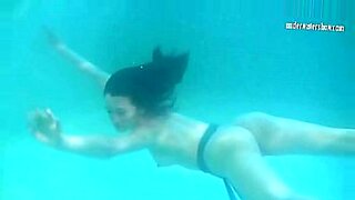 girl fucked hard anal sex in swiming pool