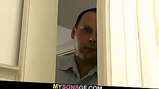 japanese mom and son sex dad out home