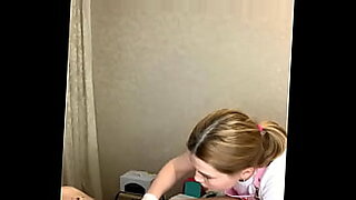 her wet pussy squirts during toy sex