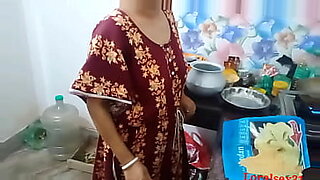 desi village aunty fucked outdoor with young lover