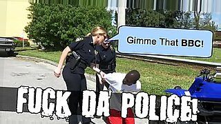 musled black stud baging police officer