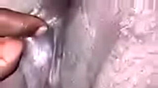 girl lick fluid in boy mouth