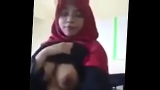 hijabhd hijab arab milf fuck me doggy big ass
