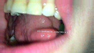 cum overflows from mouth