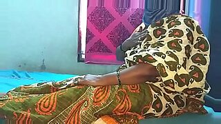 beautiful indian aunty in green salwar fuck with ubeutyfull saree aunty sex videos