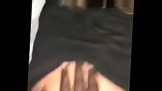 japanesemoms surprises when she saw my cock