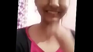 indian muslim girl in burkha show her boobss