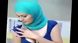 pakistani actresses boobs