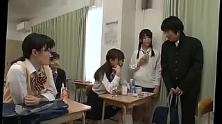 japanes schoolgilr