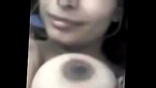 girl ko kiss thrh pata kar chudy video