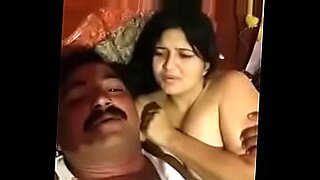 small boy fuck his step mother teaching her daughter howw to fuck