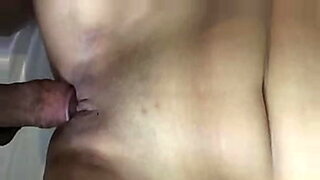 first time virgin never seen a cock beforr first cock sucked and she squirt