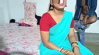 bhabhi removing her saree hindi audio europ
