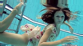 amateur girls in swimming pool