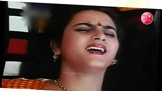 forcefully sex wih girl and girl crying due o pain