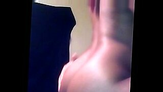 skinny rides dildo webcam
