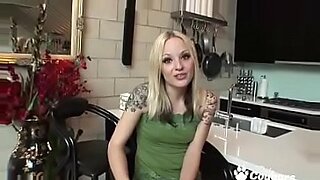 cute teen goes to the bathroom to fuck and blow her boyfriend