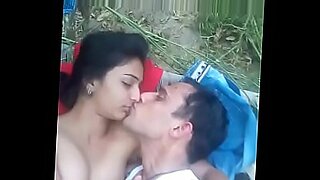 me and my girlfriend first time sex