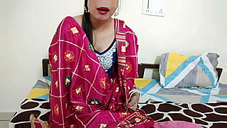 bhabhi ki chudai bhojpuri mein saree wali behan ke aunty