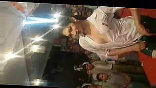 bhojpuri tight blouse boobs hot bhabi song