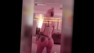 big booty teen strip twerk