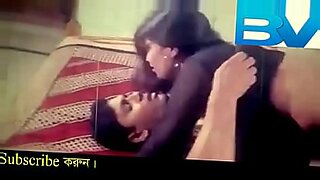 indian aunty seduce young