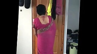 indian moti gaand wall aunty in saree charming bathroom