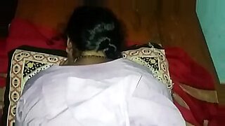 indian teen both gals and guys fucking