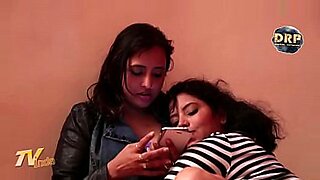 indian maa bete ki sexy video hindi awaz mein devar indian
