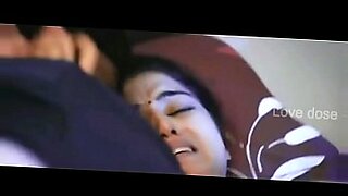 indian actress malavika and abbes sex