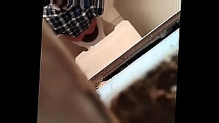 amateur fuck slut in public toilet swallows cum