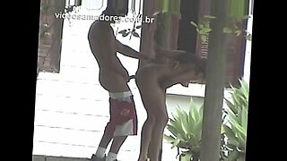 exhibitionist amateur couple fucking in public