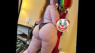 anal training webcam