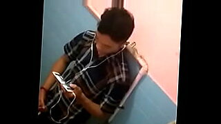 japanese girl creampie anal fucked in train