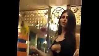 arab girl sex in market