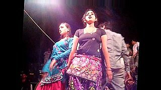 pakistani mujra saxe dance
