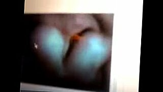 girls kissing men ass videos