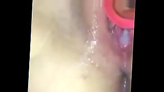 beautifil girl gives cute blowjob and gets cumshot