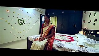 actress poorna in avunu movie hot bed scene
