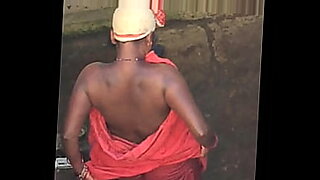 indian bhabhi bathing wearing petticoat