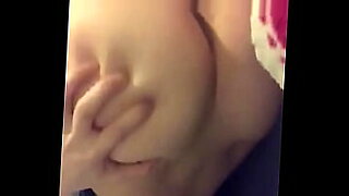ass fingering mom video